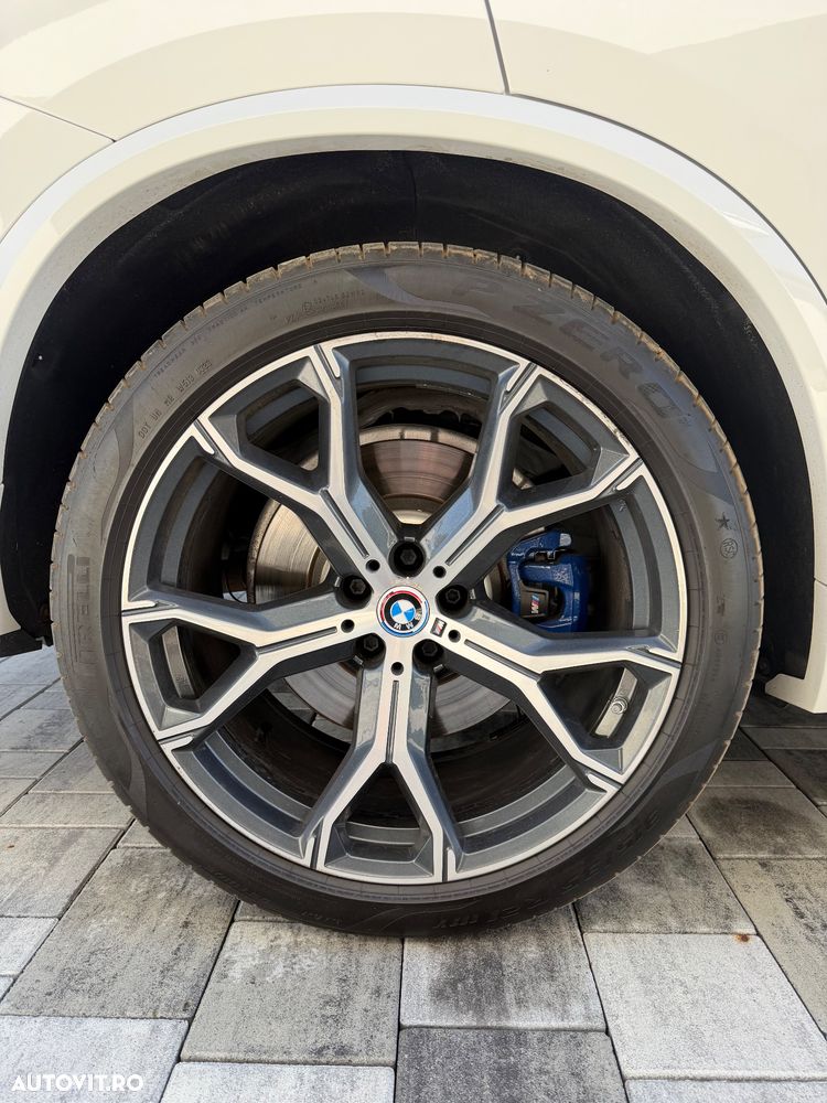 BMW X5 xDrive40i - 16