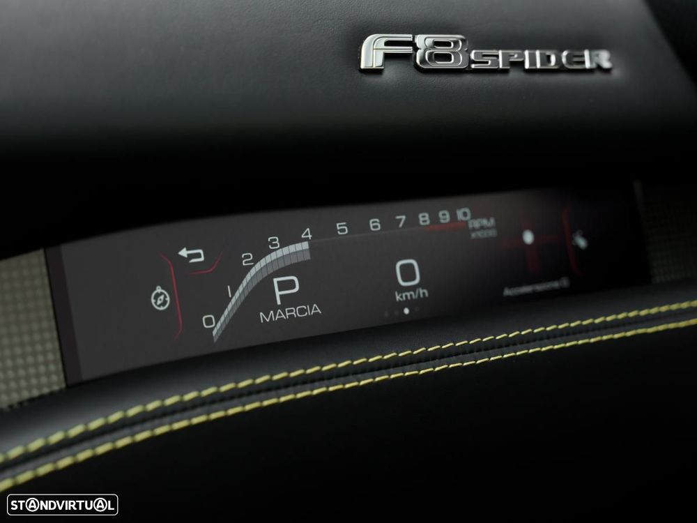 Ferrari F8 Tributo Spider - 31