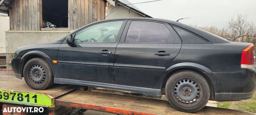 Dezmembrez opel vectra c - 3