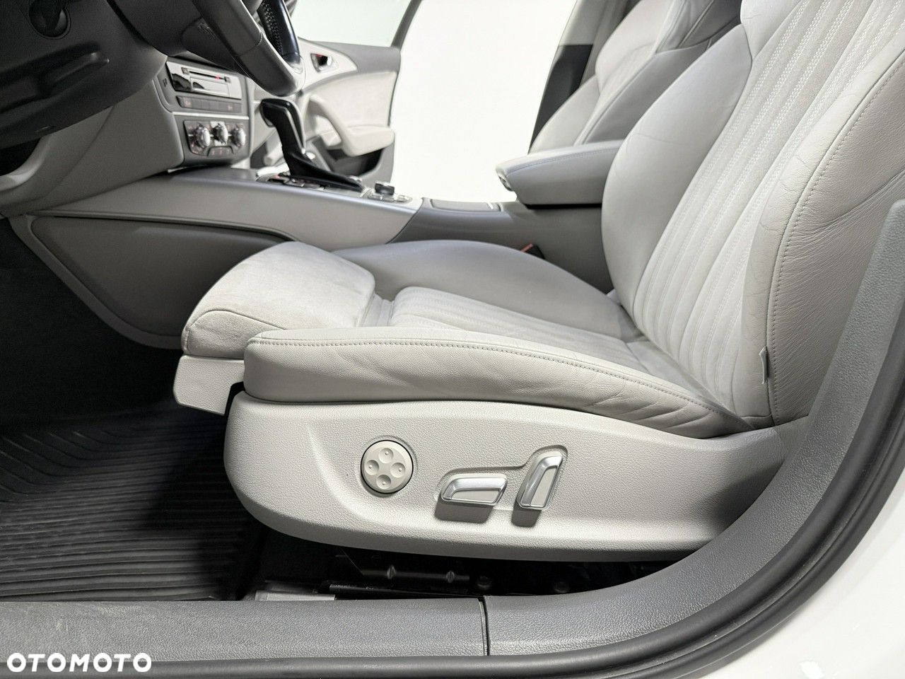 Audi A6 2.0 TDI Quattro S tronic - 32