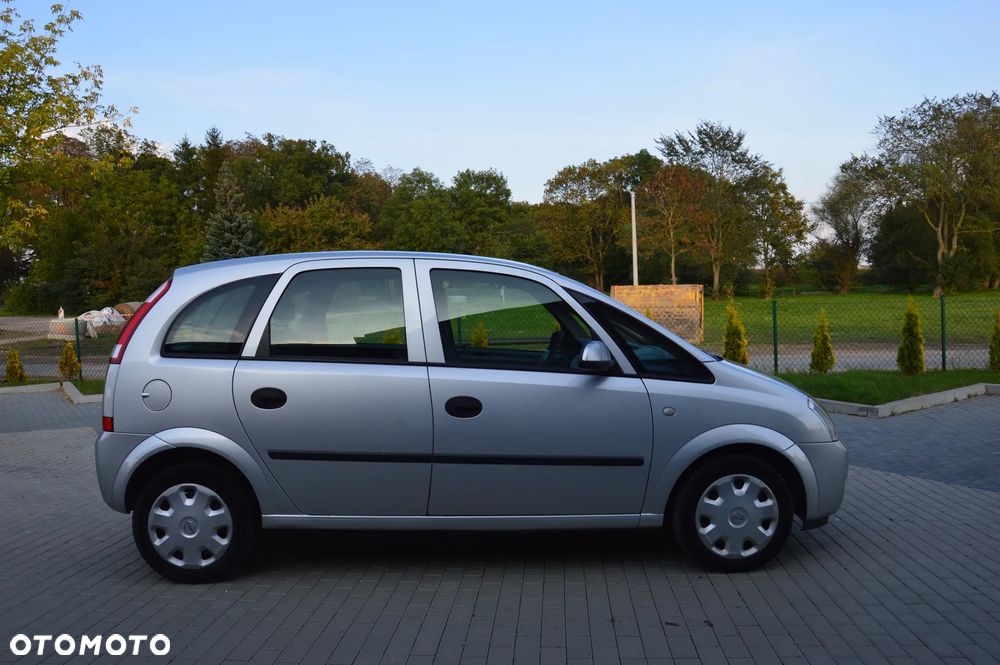 Opel Meriva - 12