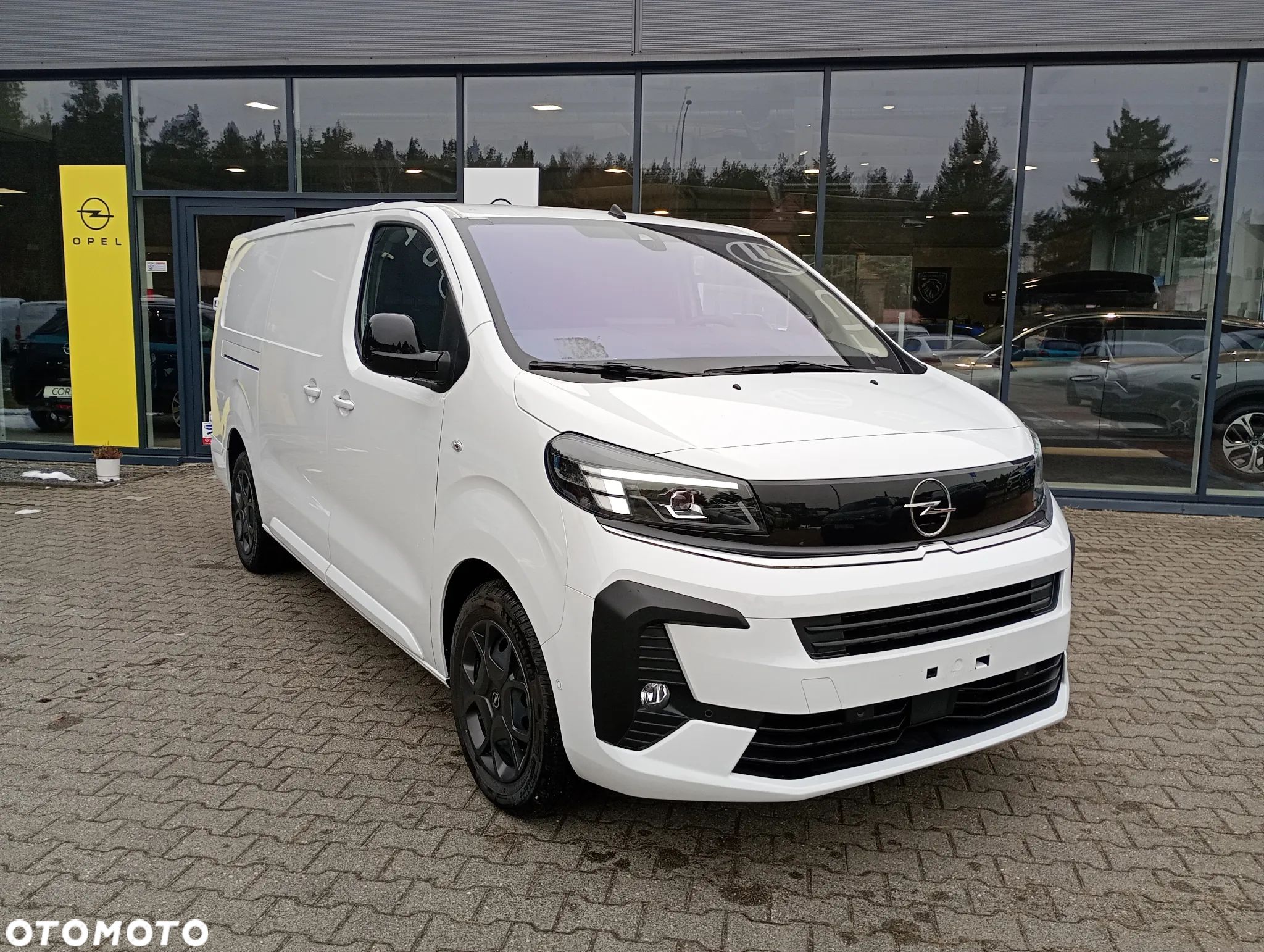 Opel Vivaro - 1