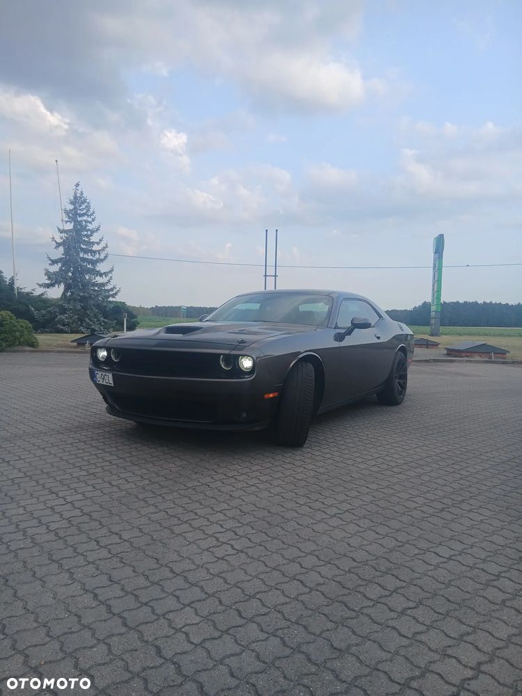 Dodge Challenger Automatik SXT Plus - 1