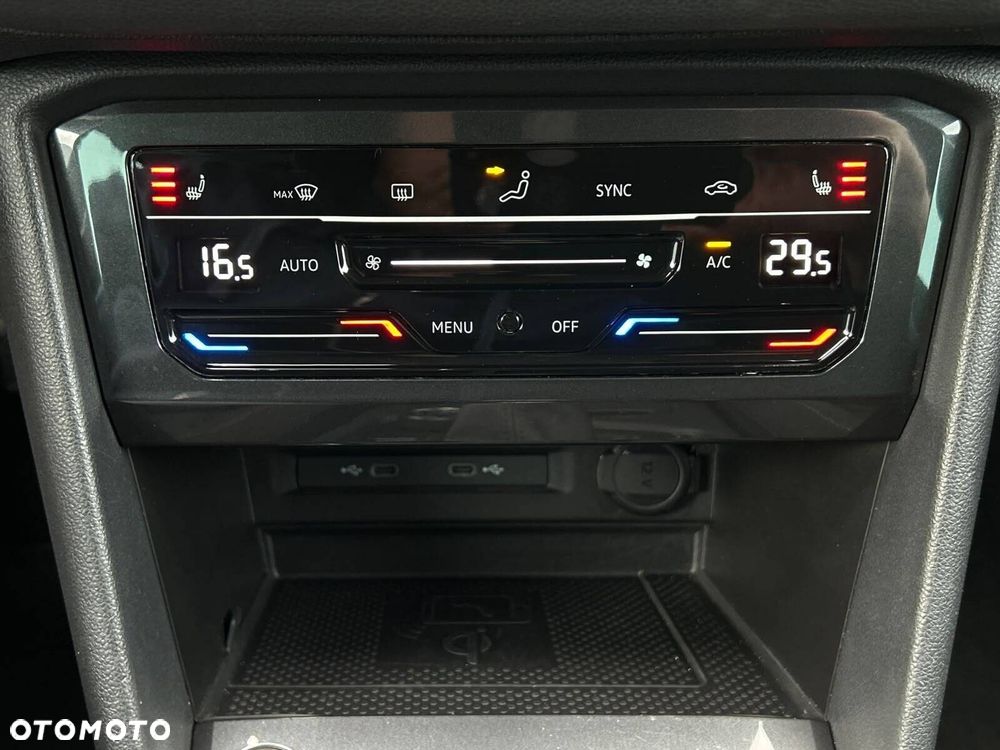Volkswagen Tiguan 2.0 TSI 4Mot Elegance DSG - 27