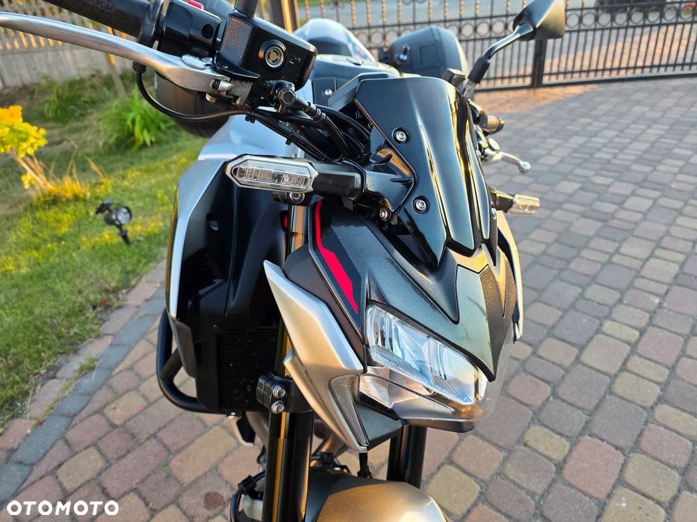 Kawasaki Z 900 - 12