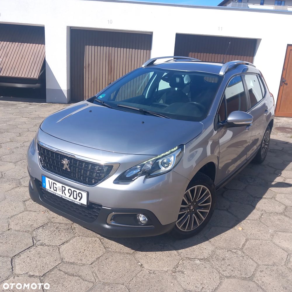 Peugeot 2008 - 8