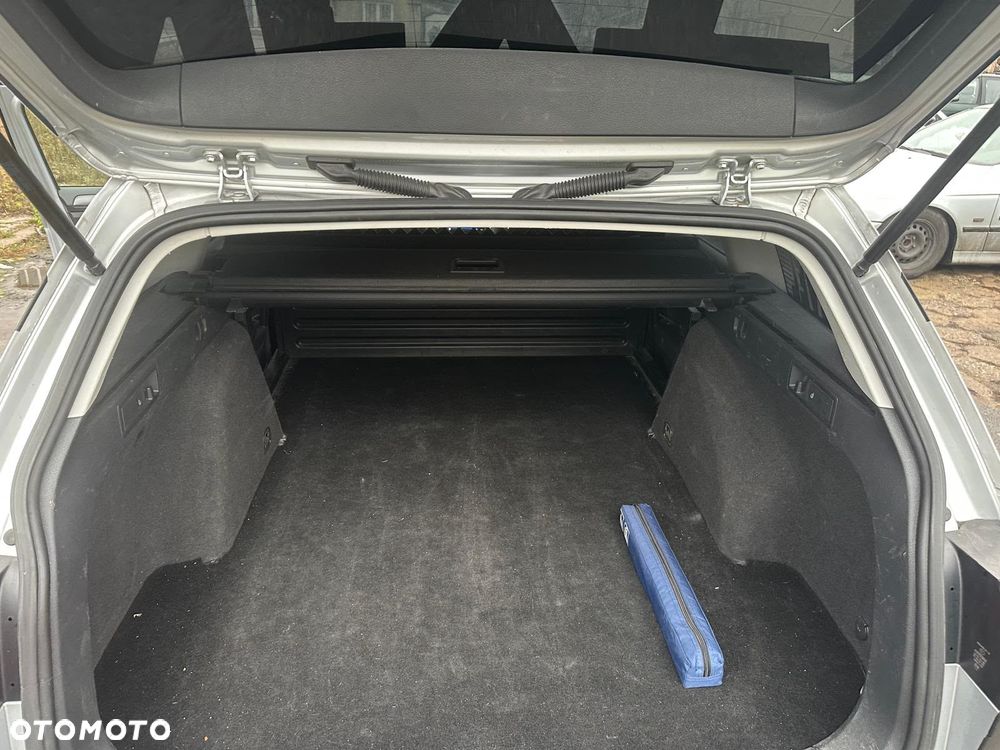 Volkswagen Golf - 11