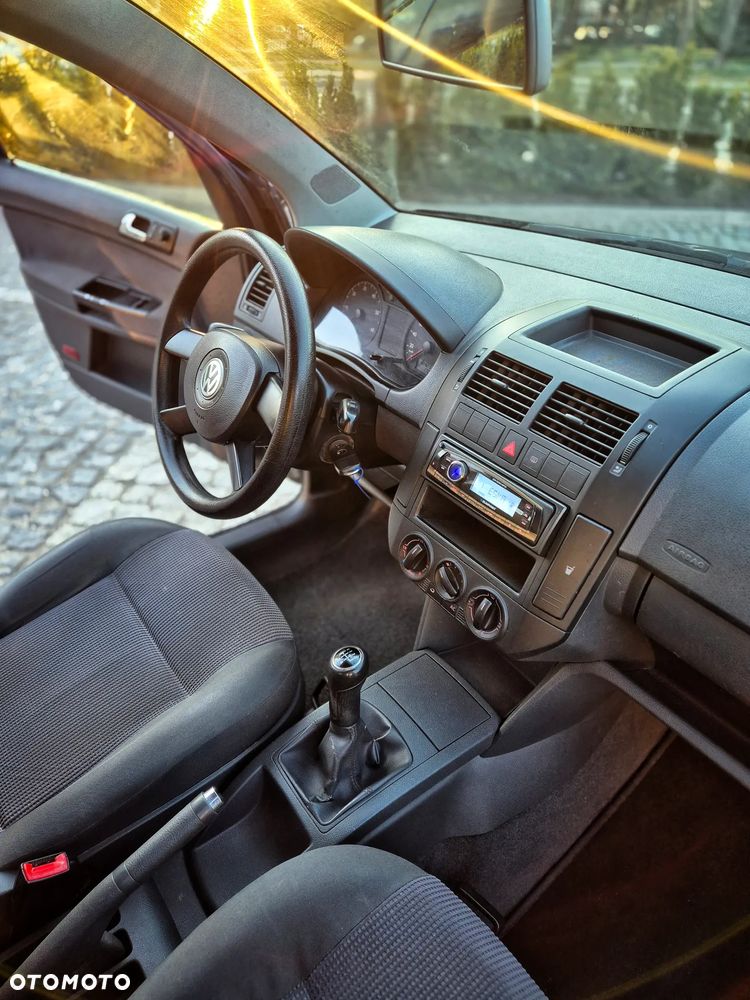 Volkswagen Polo - 7