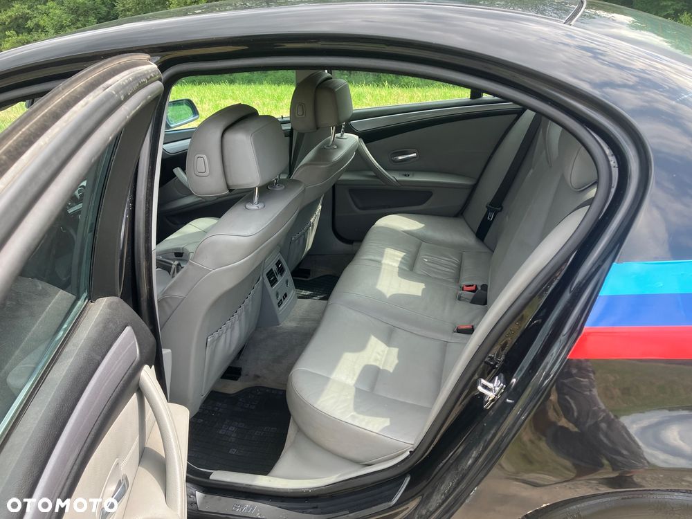 BMW Seria 5 520d - 12