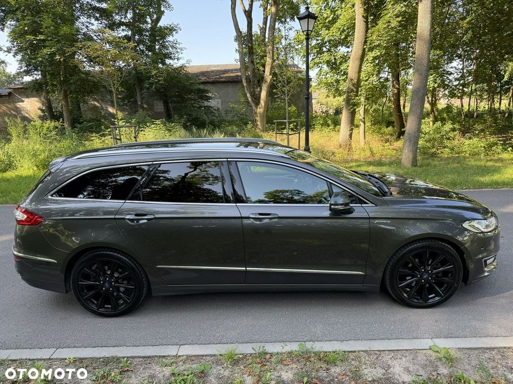 Ford Mondeo - 12