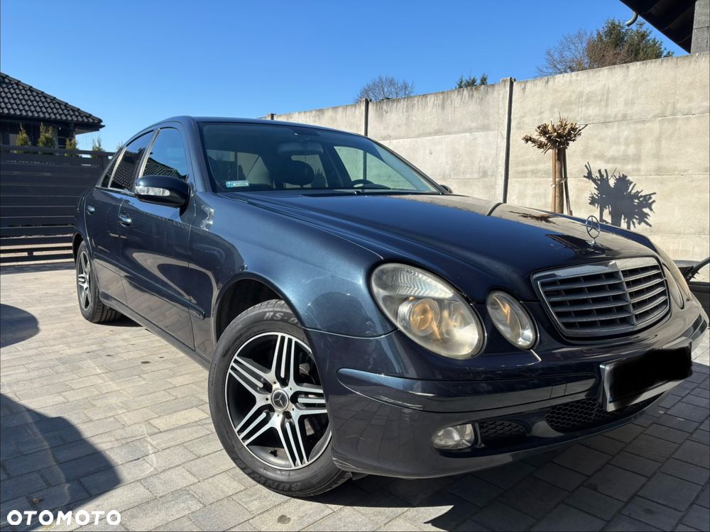 Mercedes-Benz Klasa E 240 Classic - 1