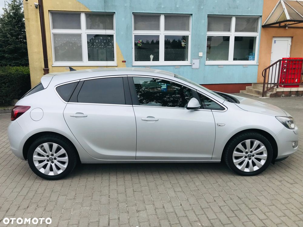 Opel Astra - 10