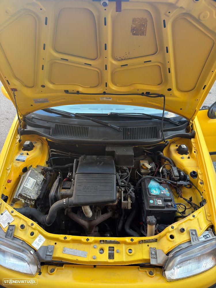 Fiat Punto Cabrio 8V - 5