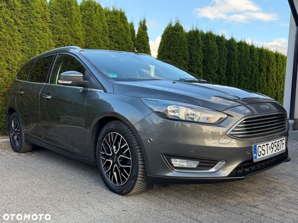 Ford Focus 2017 photo 2