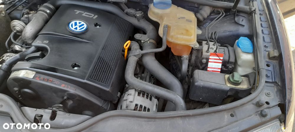 VW PASSAT B5 zderzak przedni - 8