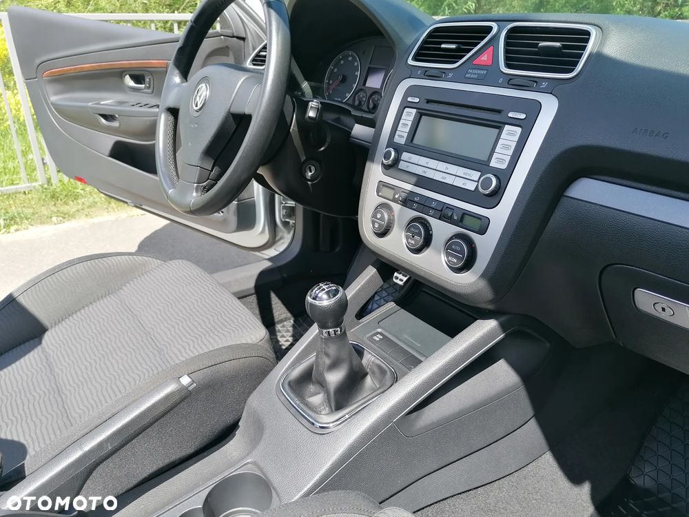 Volkswagen Eos 1.6 FSI - 17