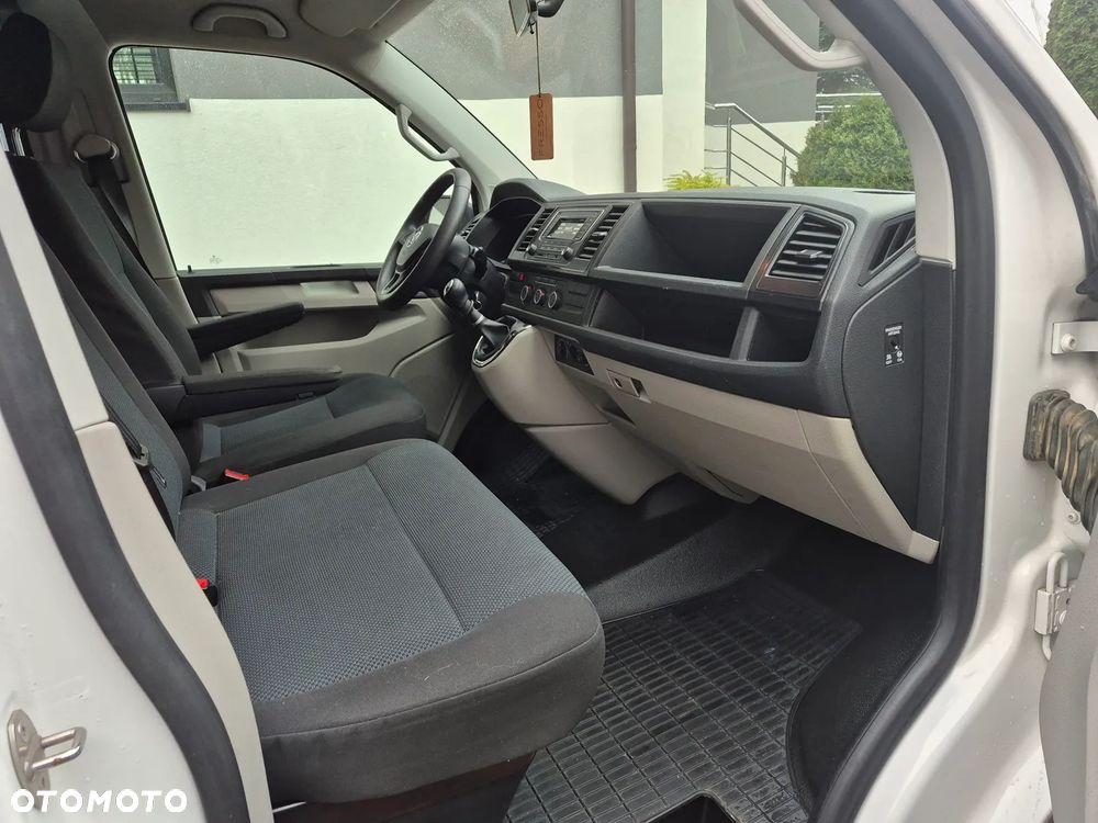 Volkswagen Transporter L2H1 Plus Trendline - 13
