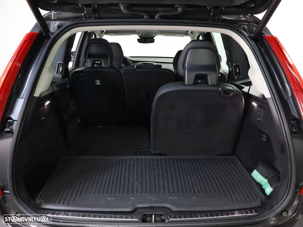 Volvo XC 90 2.0 T8 PHEV Core AWD - 26