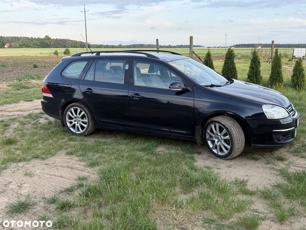 Volkswagen Golf - 2
