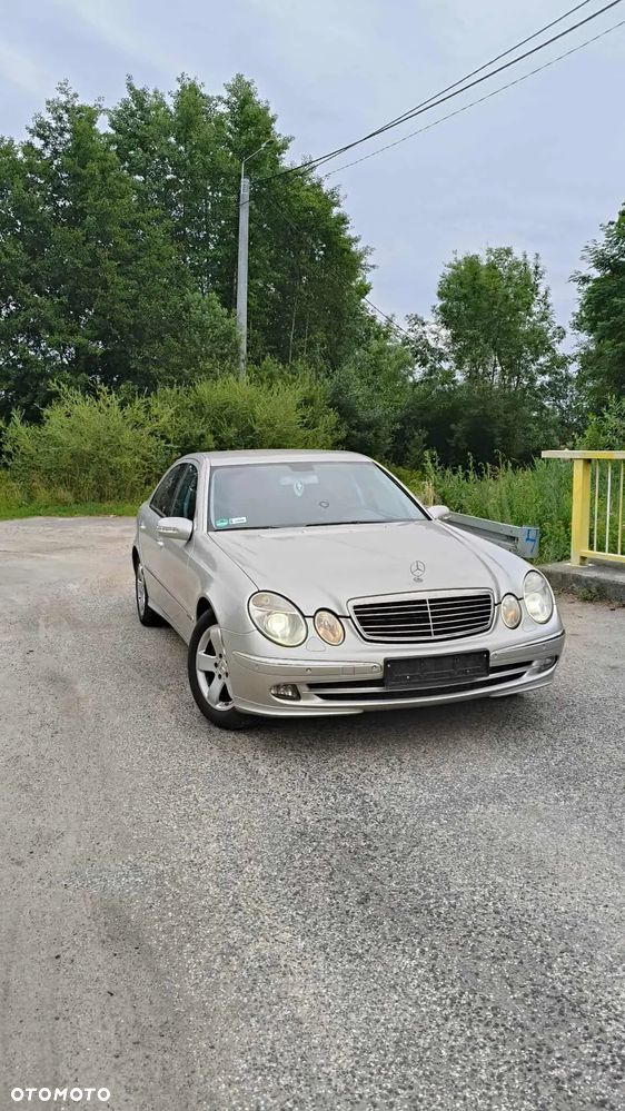 Mercedes-Benz Klasa E 200 Kompressor T Avantgarde - 1