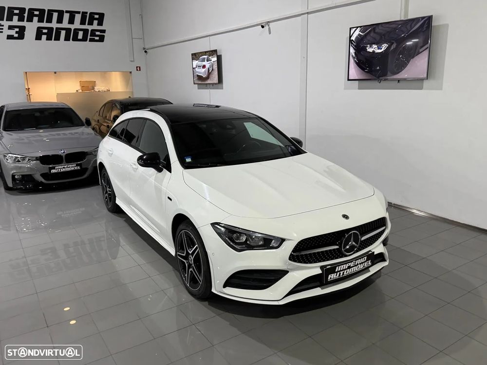 Mercedes-Benz A 250 e AMG Line - 4