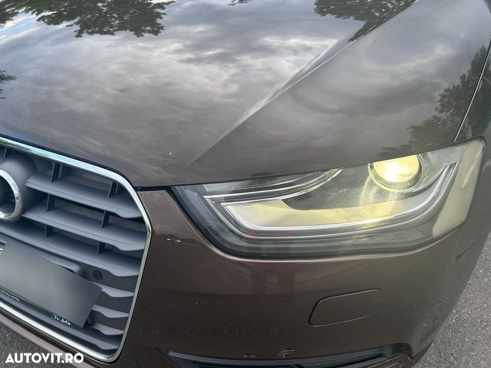 Audi A4 Avant 2.0 TDI - 10