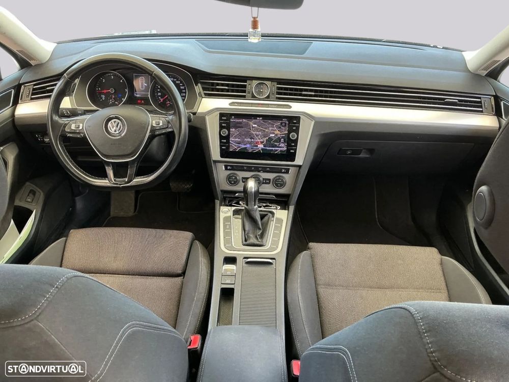 VW Passat - 3