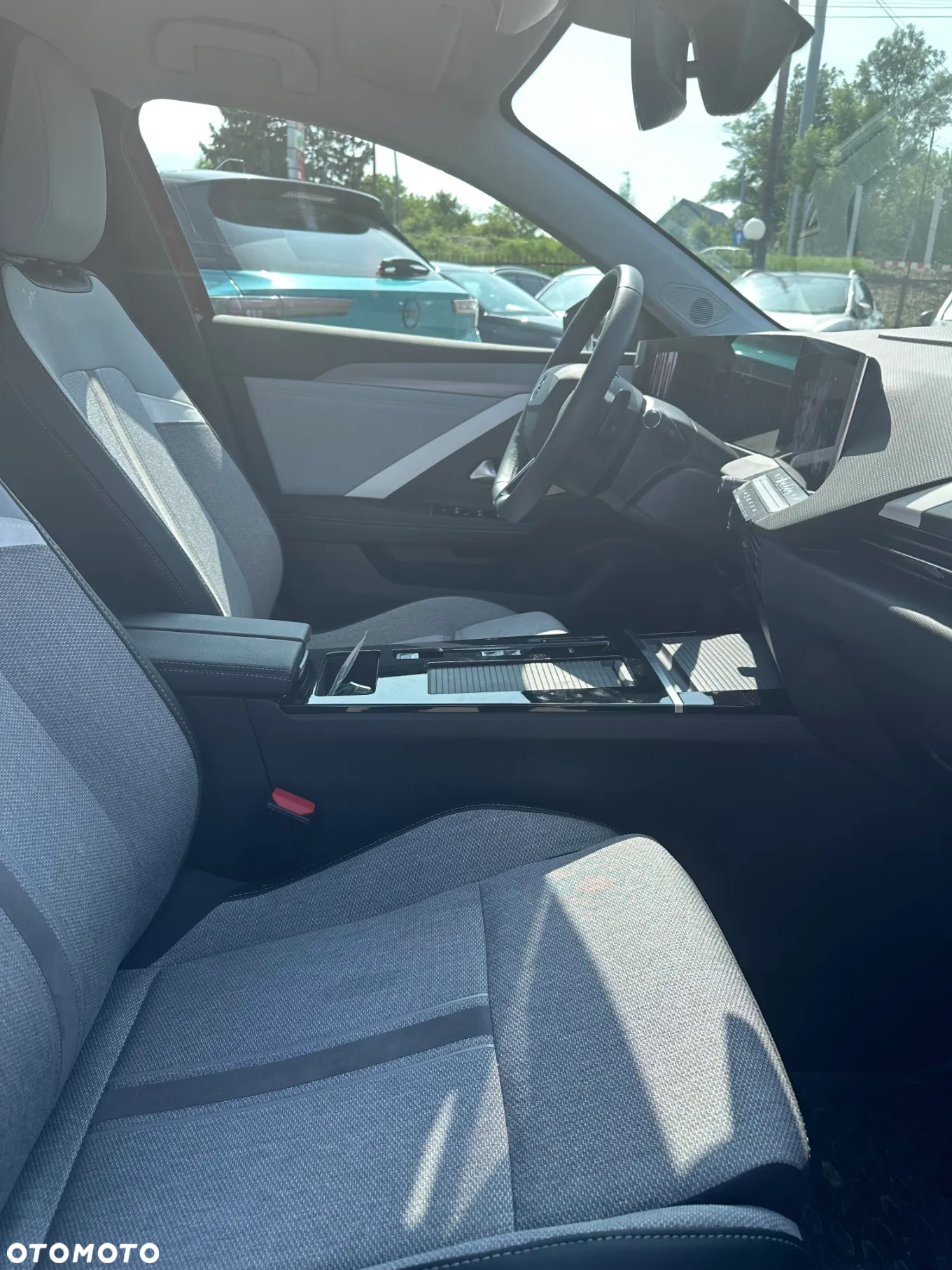 Opel Astra VI 1.2 T Elegance S&S - 6