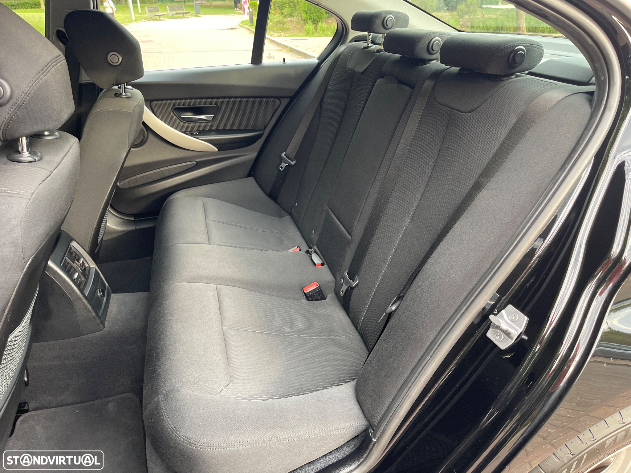 BMW 330 e iPerformance Advantage - 19