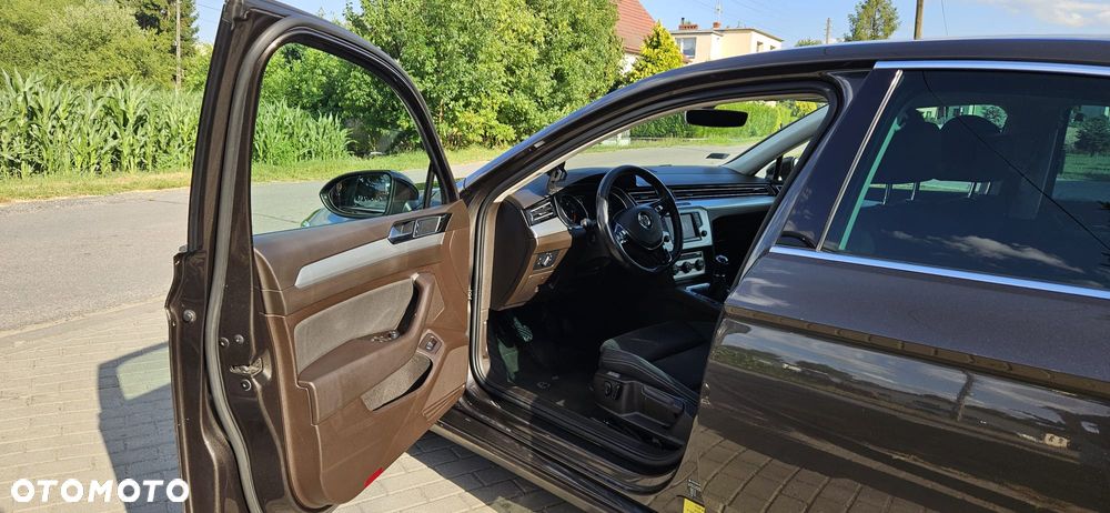 Volkswagen Passat 2.0 TDI BMT Comfortline - 10