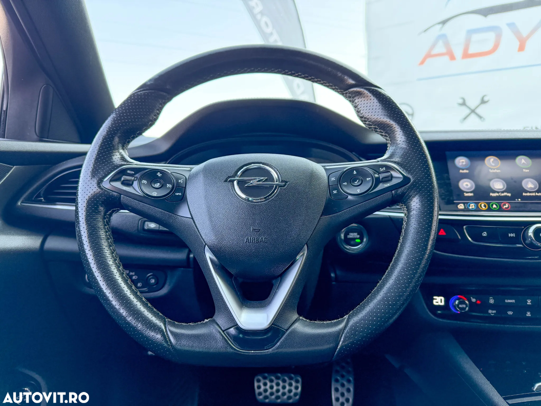 Opel Insignia - 34