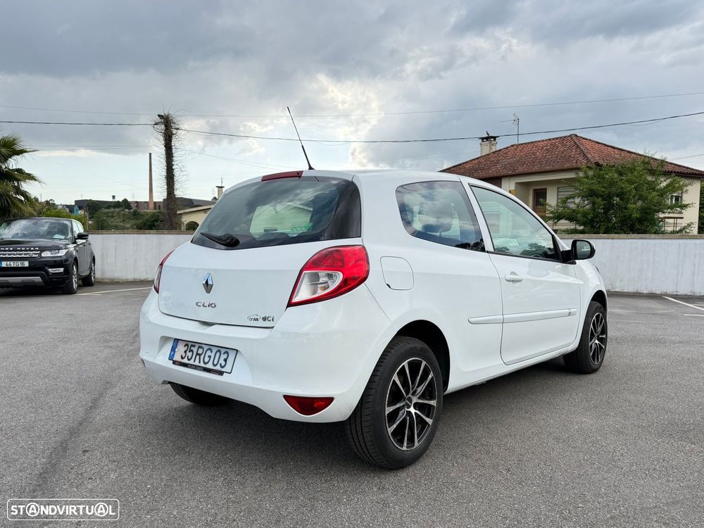 Renault Clio - 5