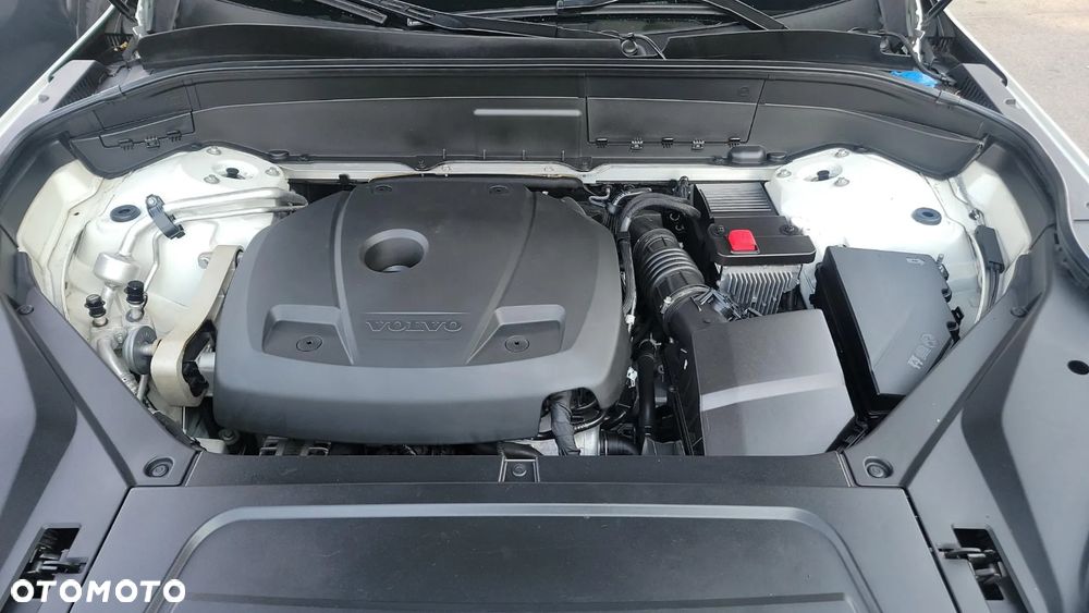 Volvo XC 90 - 16
