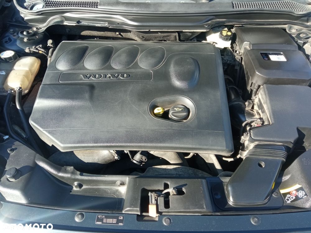 Volvo V50 - 8