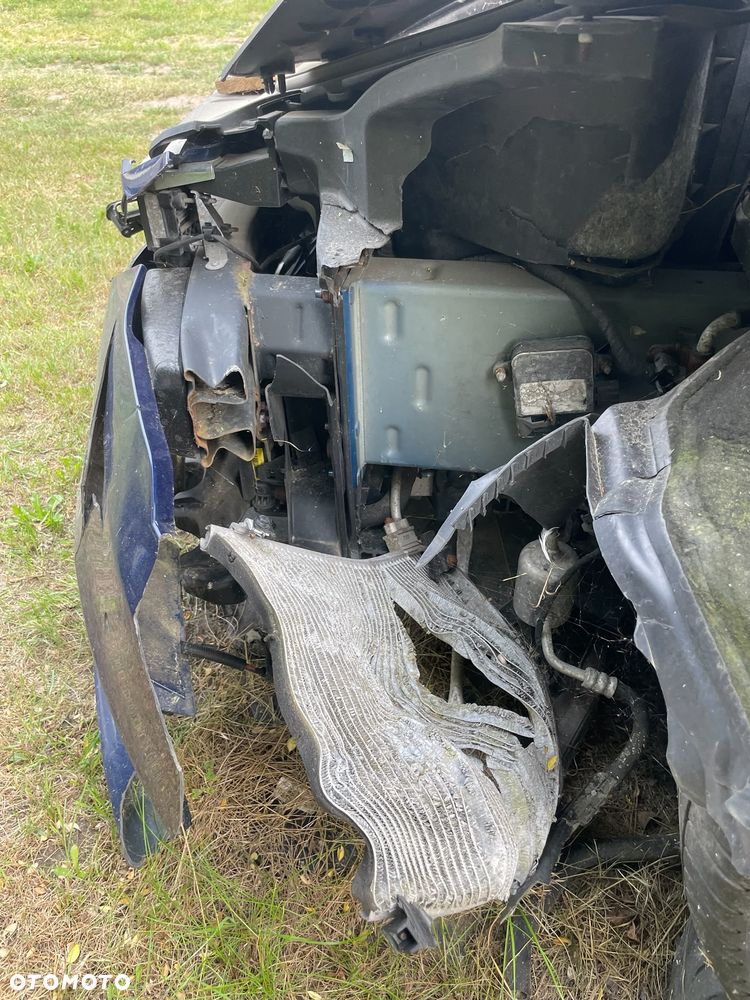 Tesla Model S - 5