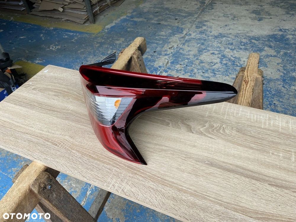 LAMPA TYŁ TYLNA PRAWA NISSAN MICRA K14 16-22 220-18727 - 2