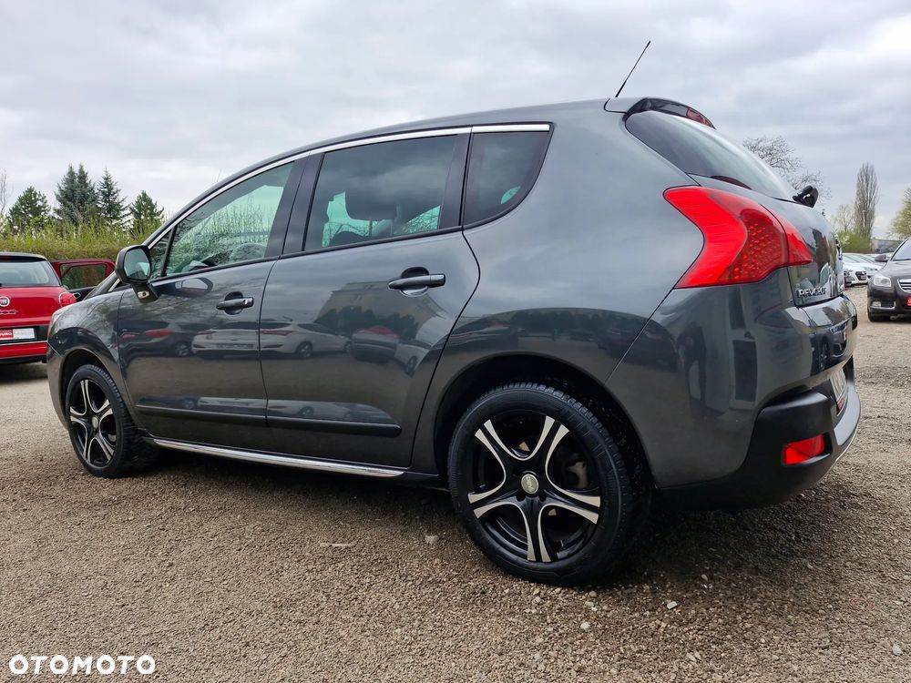 Peugeot 3008 2.0 HDi Allure - 5