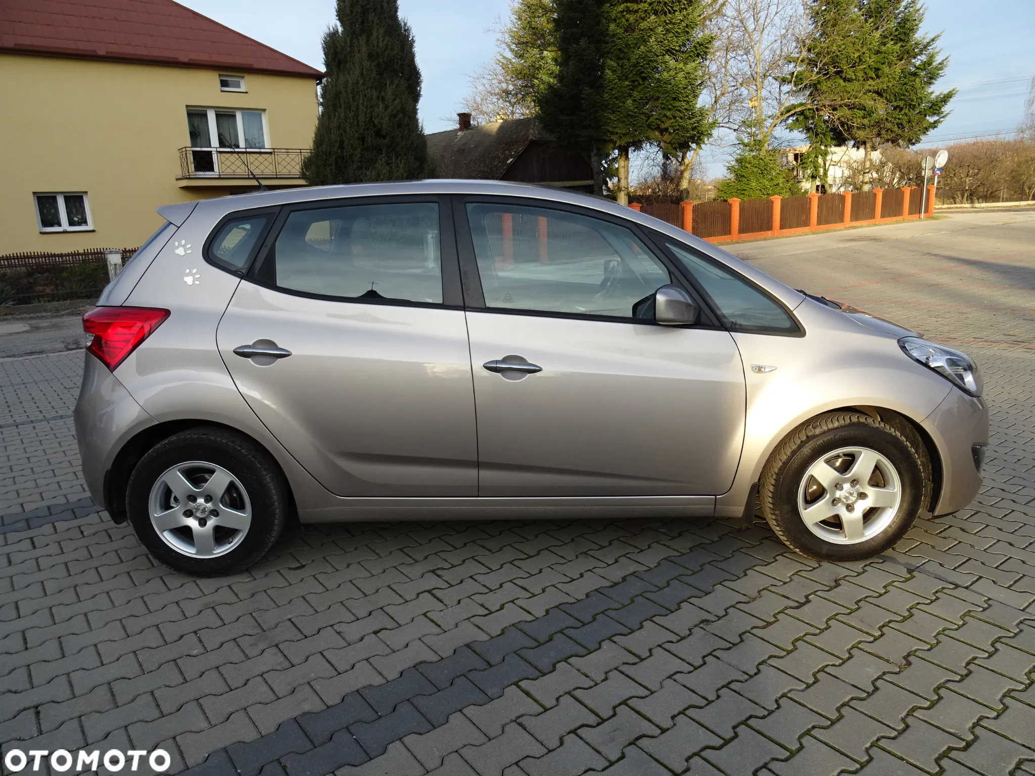 Hyundai ix20 1.4 blue Comfort - 4
