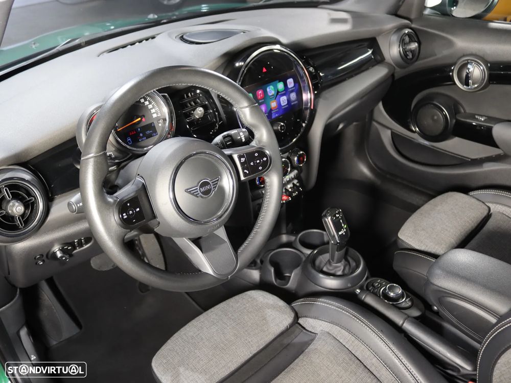 MINI 5 Portas Cooper Aut. - 11