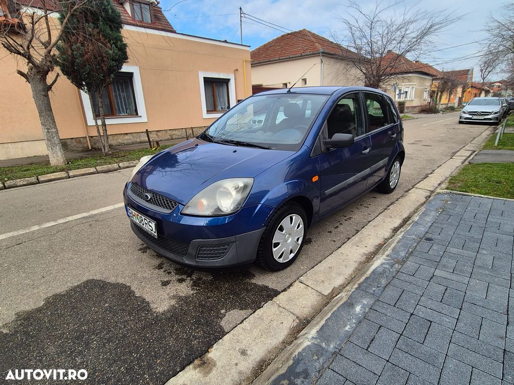 Ford Fiesta 1.3i Ambiente - 15