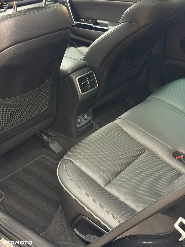Kia Sportage 2.0 CRDI AWD VISION - 26