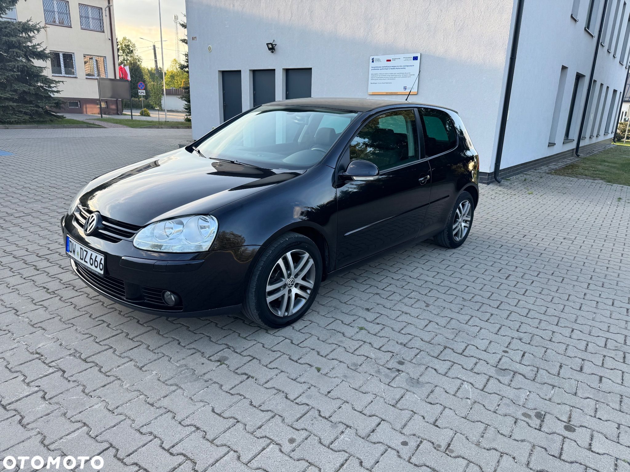 Volkswagen Golf 1.4 Tour Edition - 1