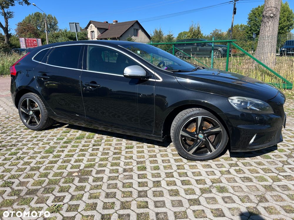 Volvo V40 D3 R-Design - 18