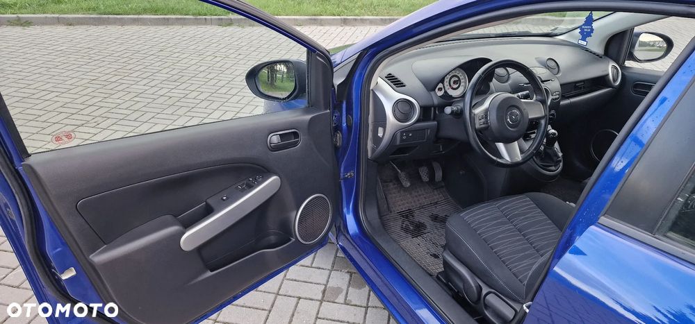 Mazda 2 - 19