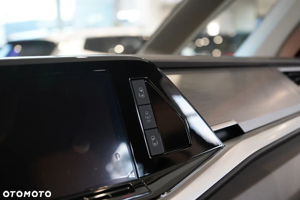 Volkswagen Multivan 2.0 TDI L2 Edition DSG - 37