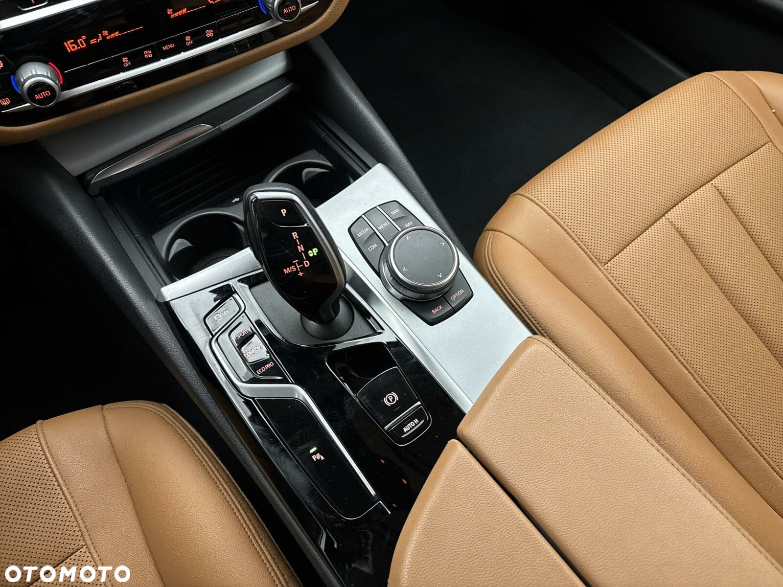BMW Seria 5 - 16