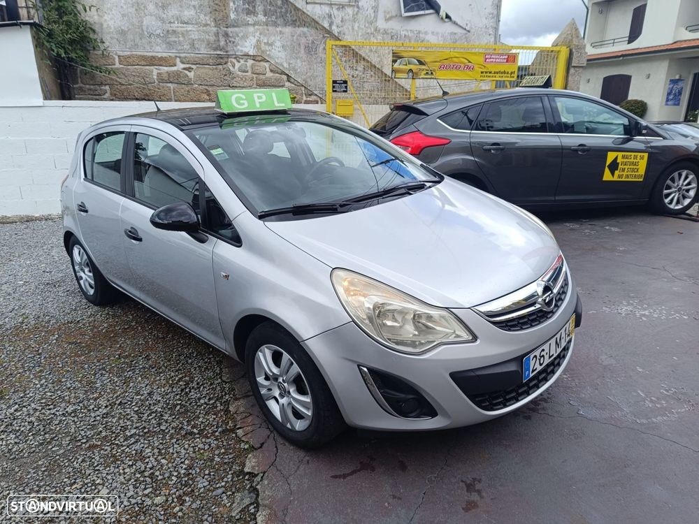 Opel Corsa 1.2 City FlexFuel - 4
