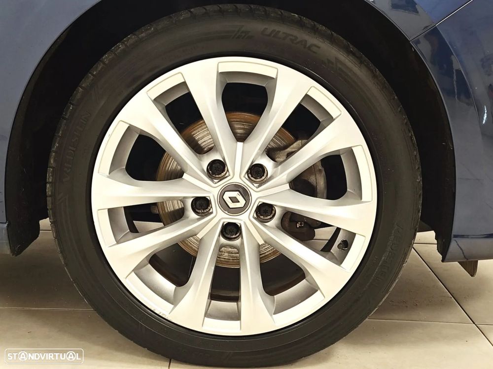 Renault Mégane 1.3 TCe Limited J17 - 25