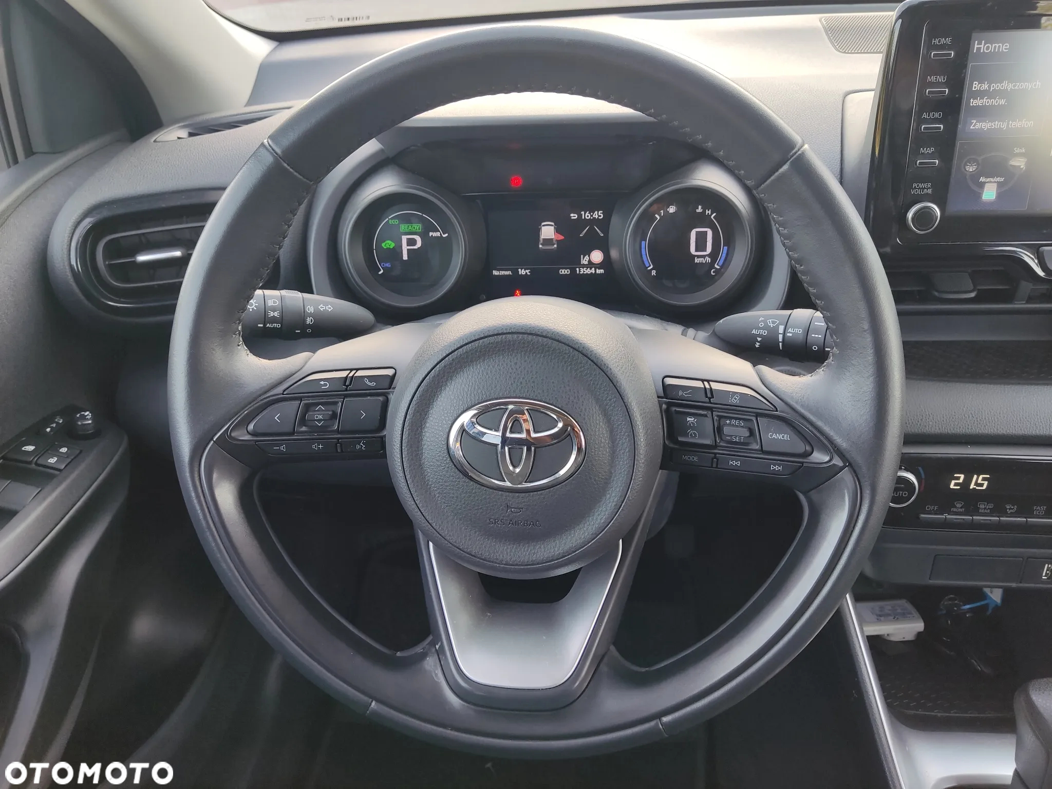 Toyota Yaris Hybrid 1.5 Executive - 29