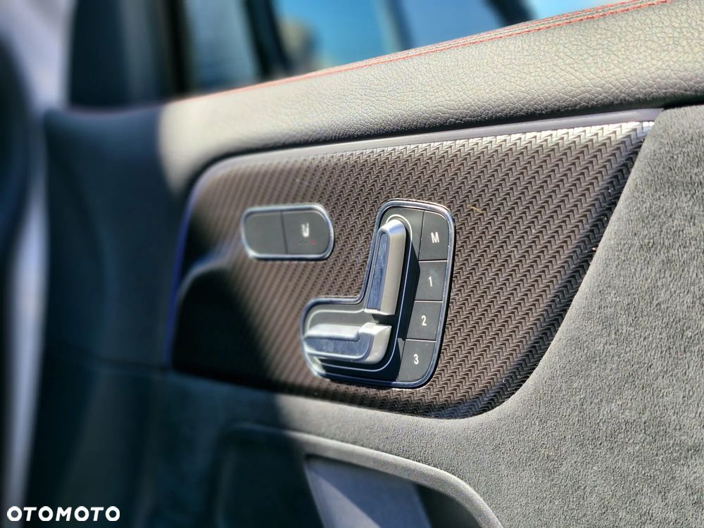 Mercedes-Benz GLA 200 mHEV AMG Line 7G-DCT - 30